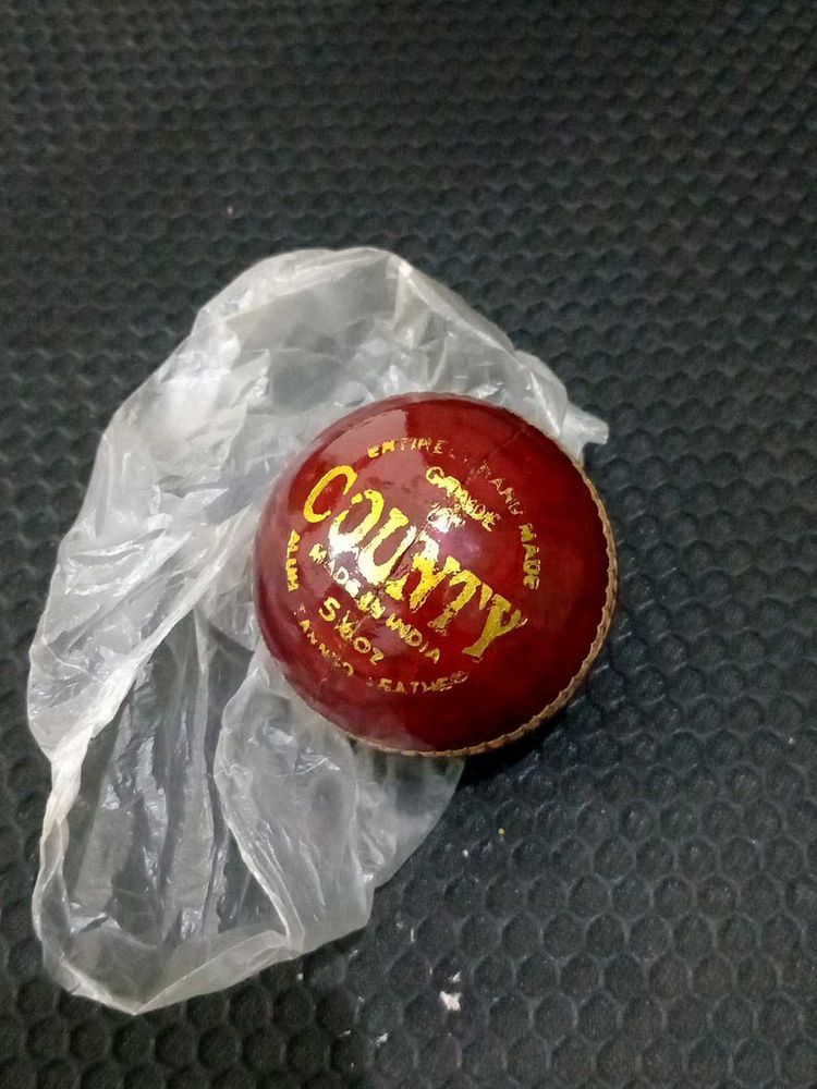 County Cricket Ball