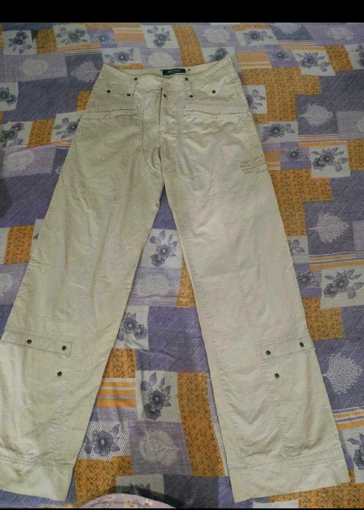 Cargo Beige Colour