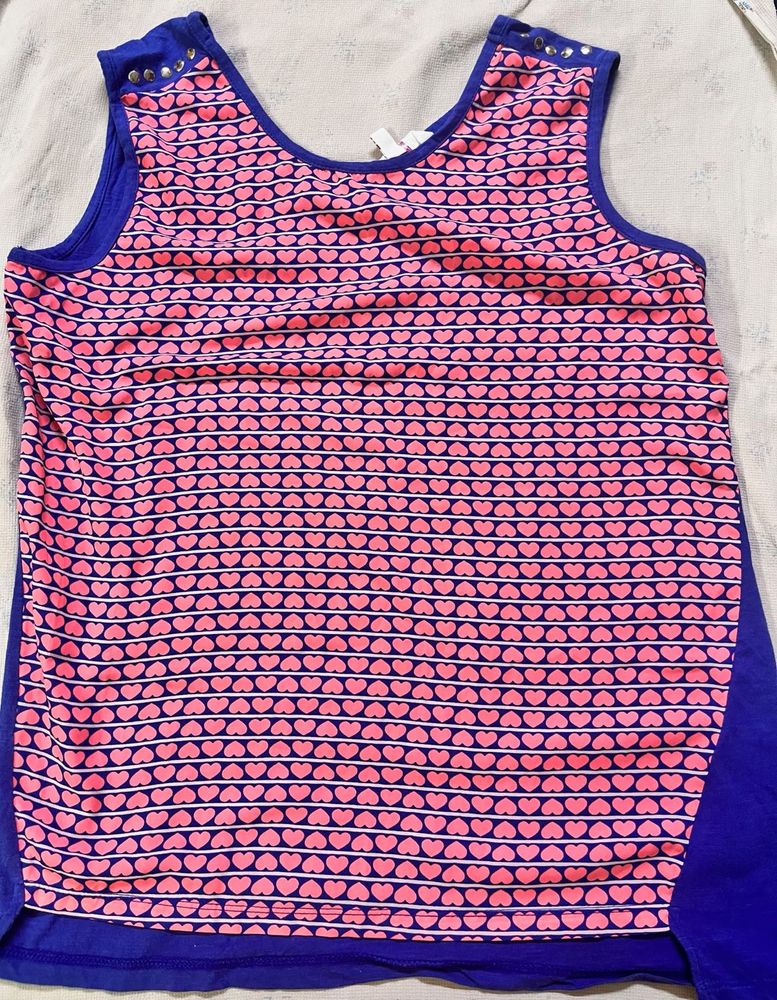 Heart Print Sleeveless Top