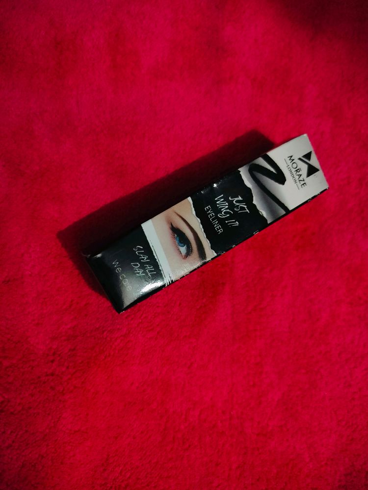 Moraze Blue Eyeliner
