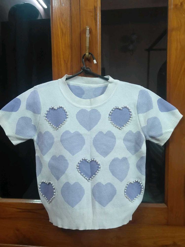 Cute Heart Pattern Knit Top
