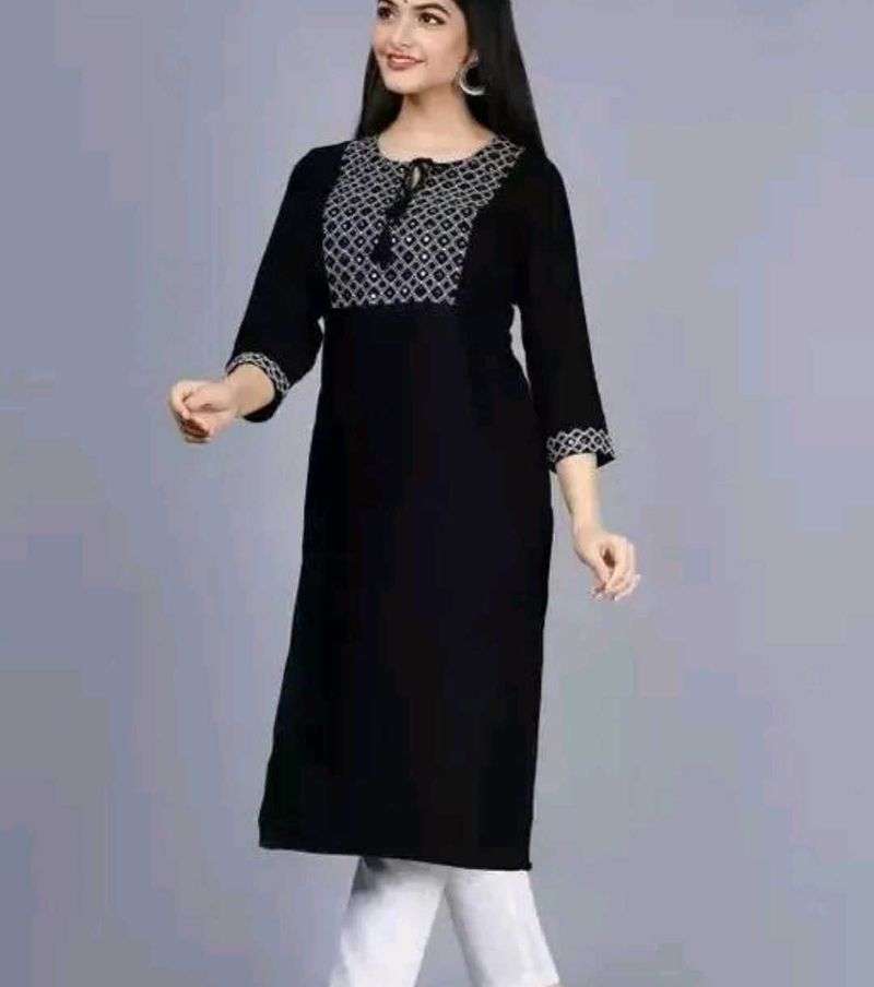 Elegant Black Embroidered Kurta