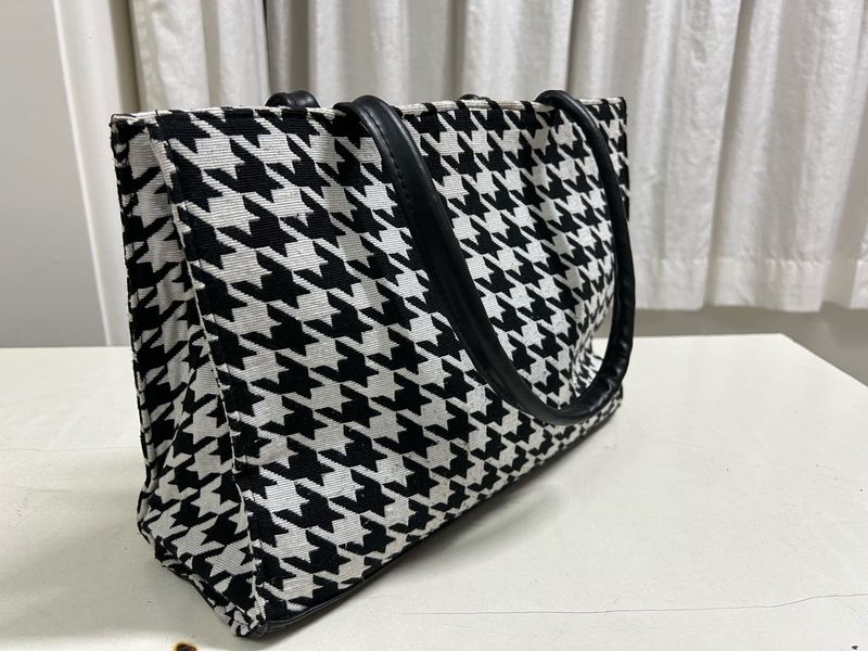 Tote Bag/ Handbag 👜