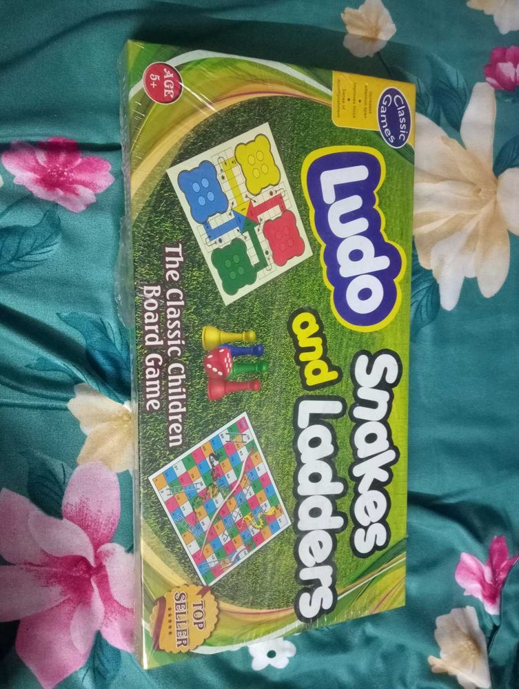 Ludo &amp; Snakes and Ladders game