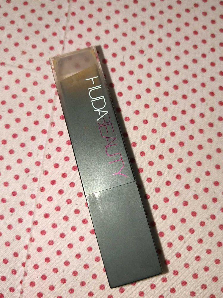 Huda Beauty Foundation Stick - 340G Baklava