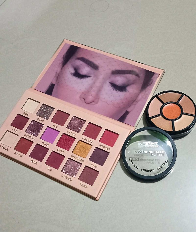 Insight Concealer With Eyeshadow Palette