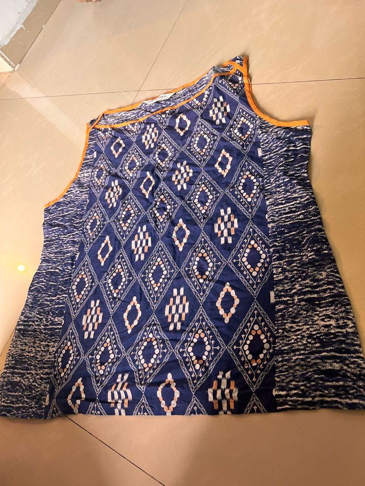 Kurtaaa Top
