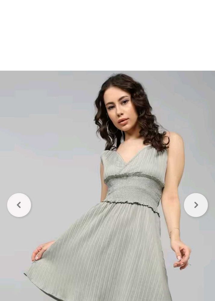 Elegant green dress size - 92 cm