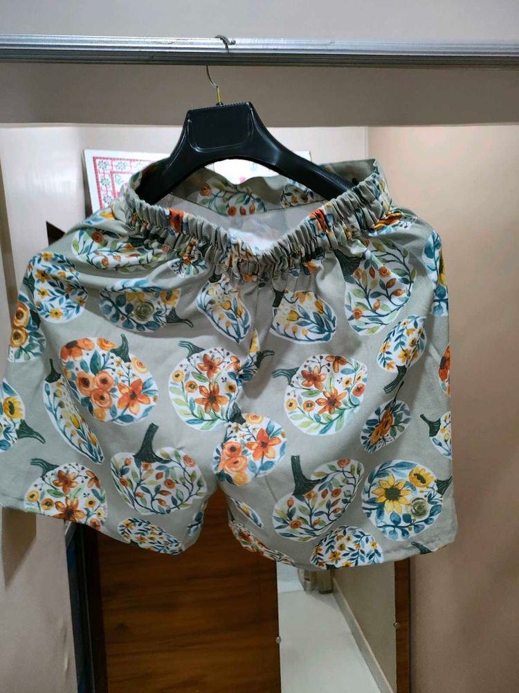 Floral Multi colour Shorts