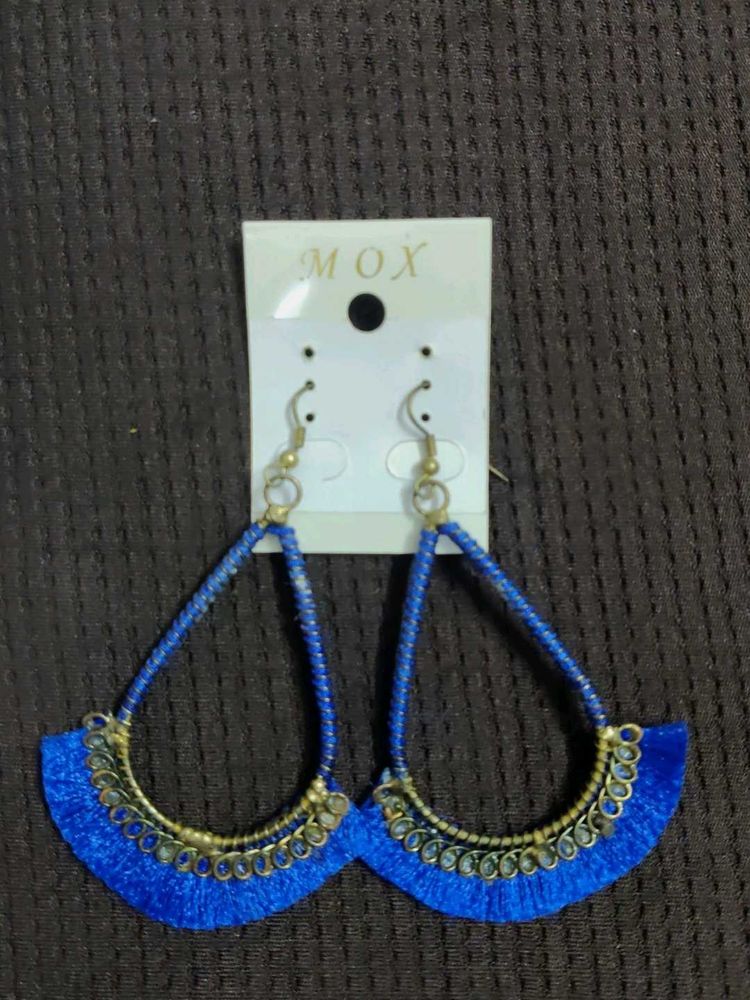 Pretty Blue Indo Western Earrings