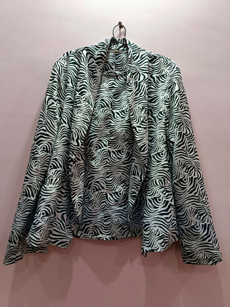 Trendy Black and White Jacket