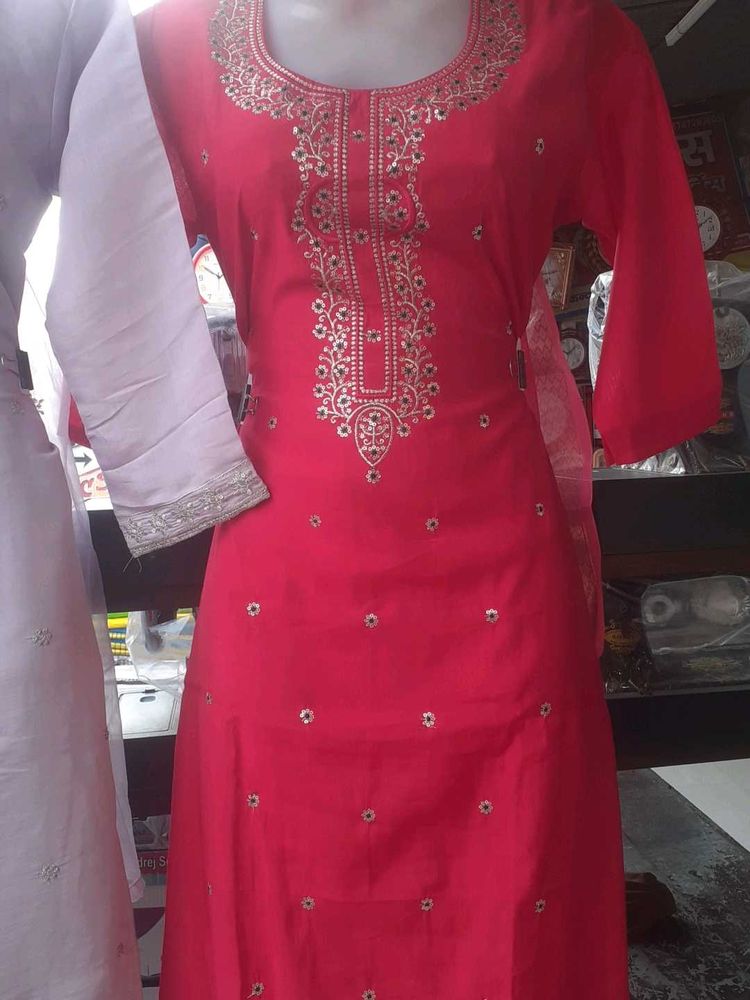 Elegant Red Embroidered Kurta