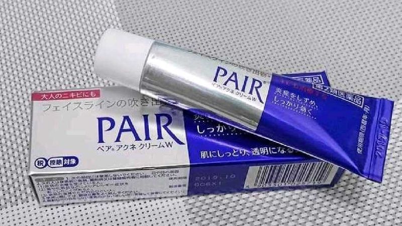 Viral Japanese Lion Pair Acne Spot Treatment Cream