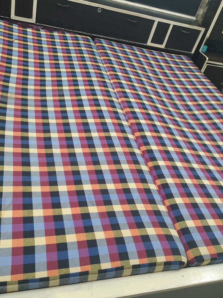 Checkered Bedsheet