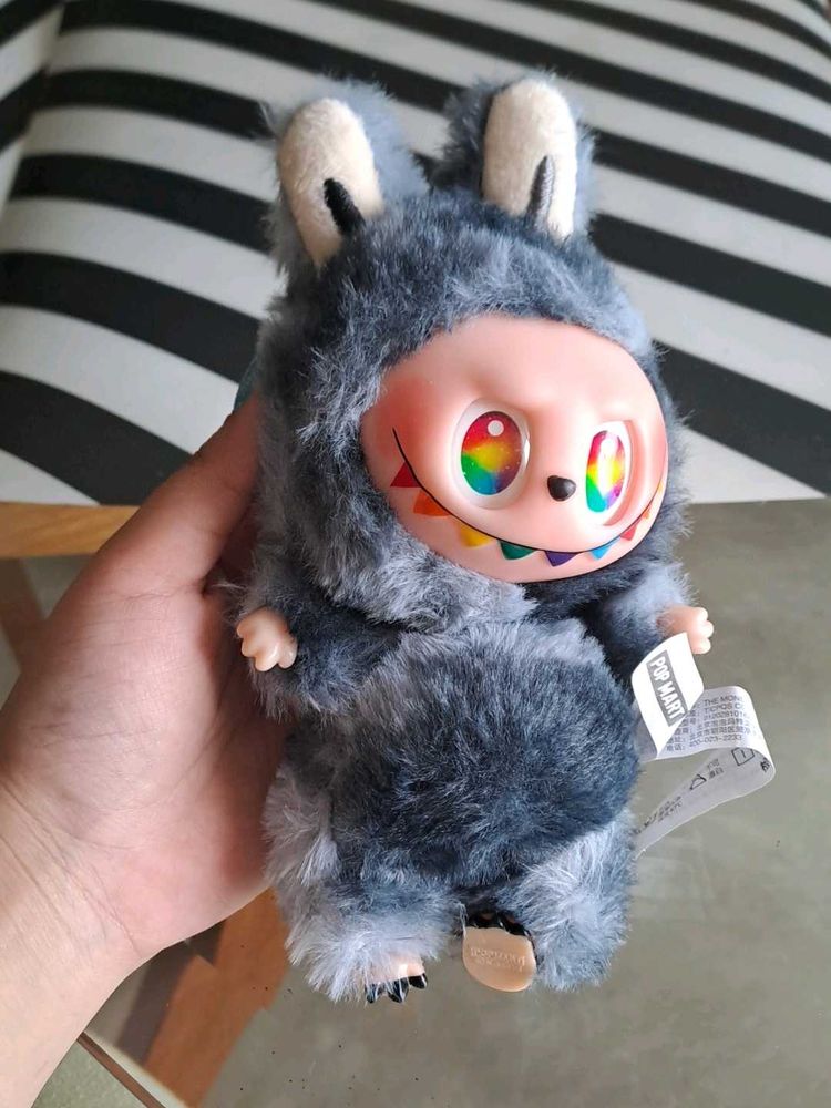 Labubu Brand New Sealed Box Blind Bag