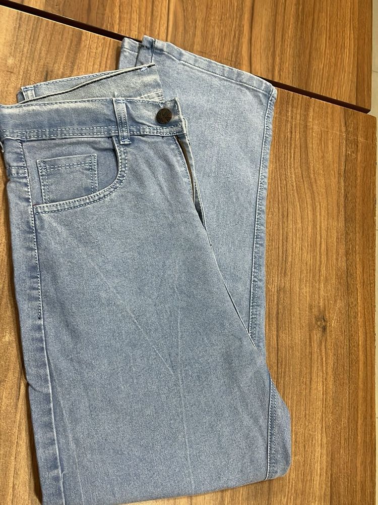 Light Wash Denim Jeans