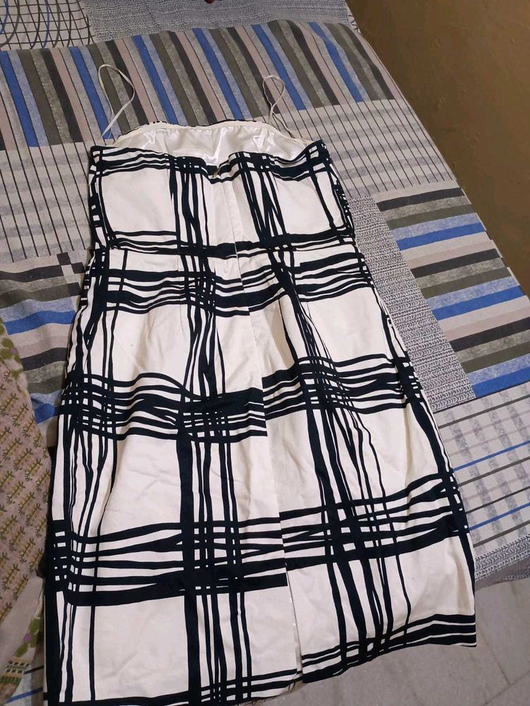 Off Shoulder Middi Dress