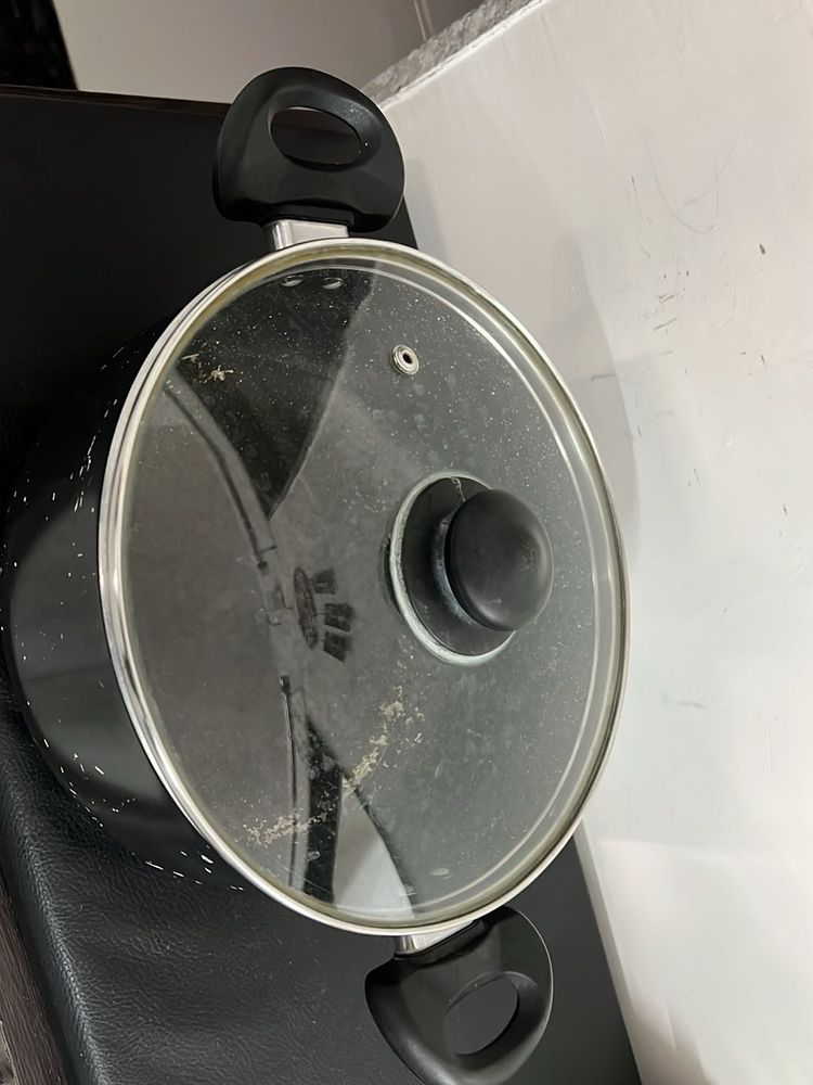 Induction Base Non-stick Kadhai with Lid