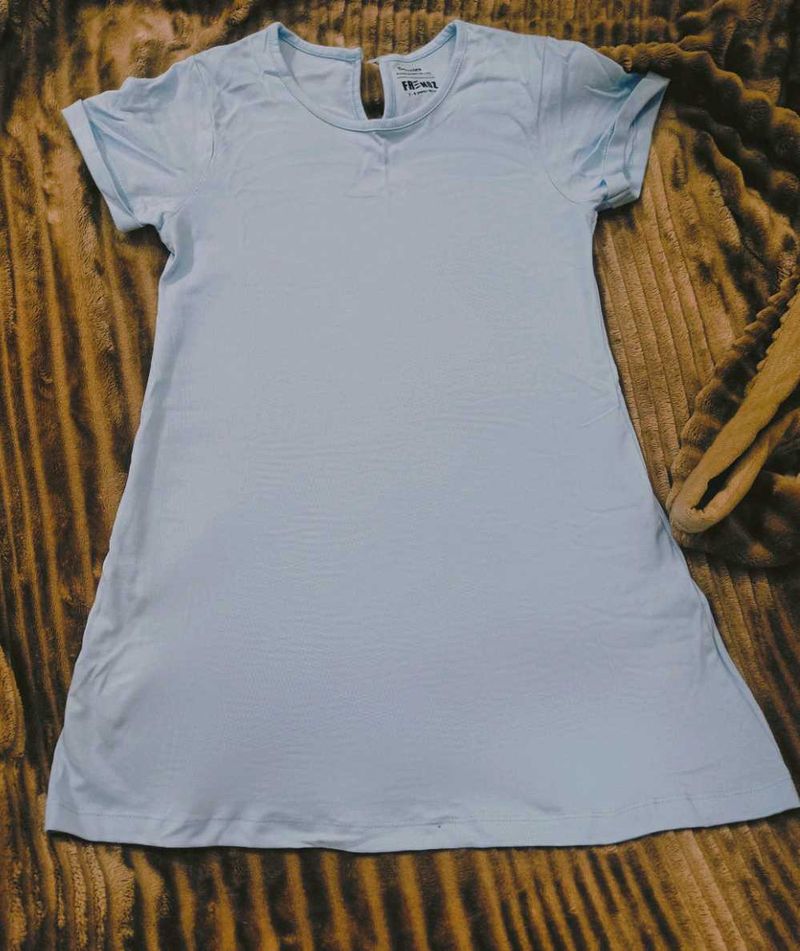 sky blue dress 🌨️