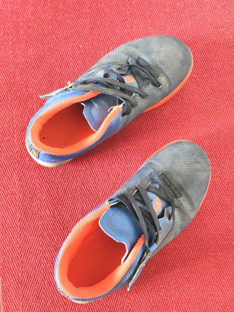 Kipsta Football Court Shoes euro 33
