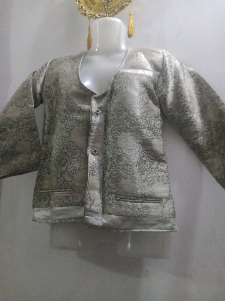 Patterned Blazer with Trim