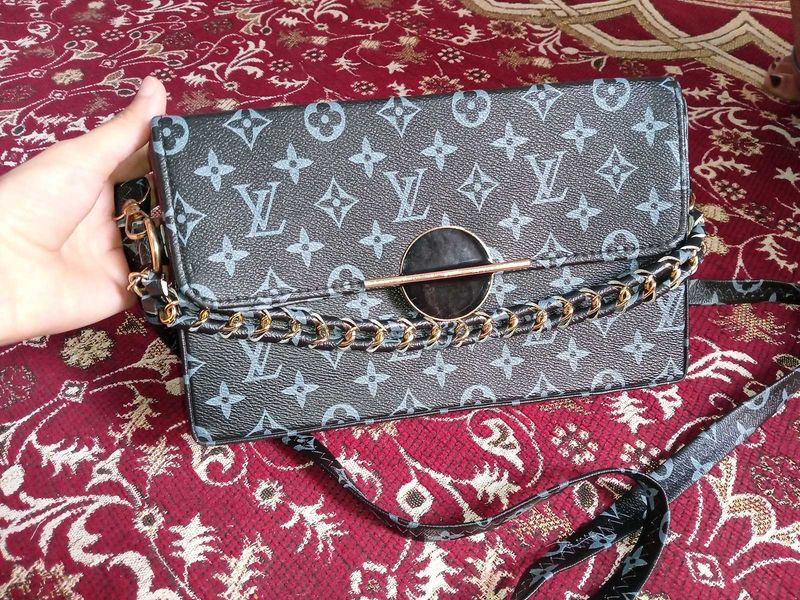 Sling Bag