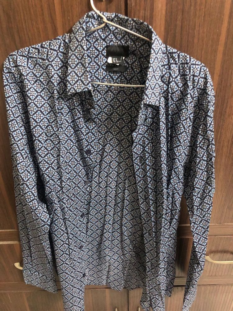 H&amp;M Patterned Slim Fit Shirt