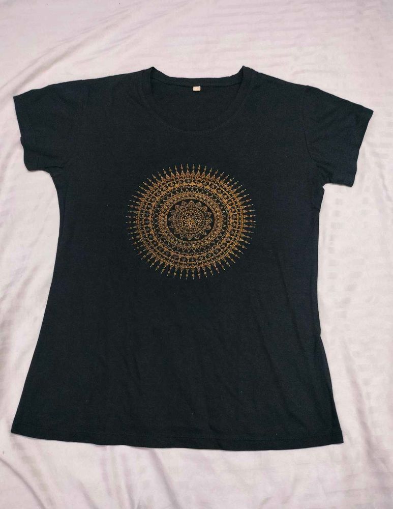 Graphic Print Tee
