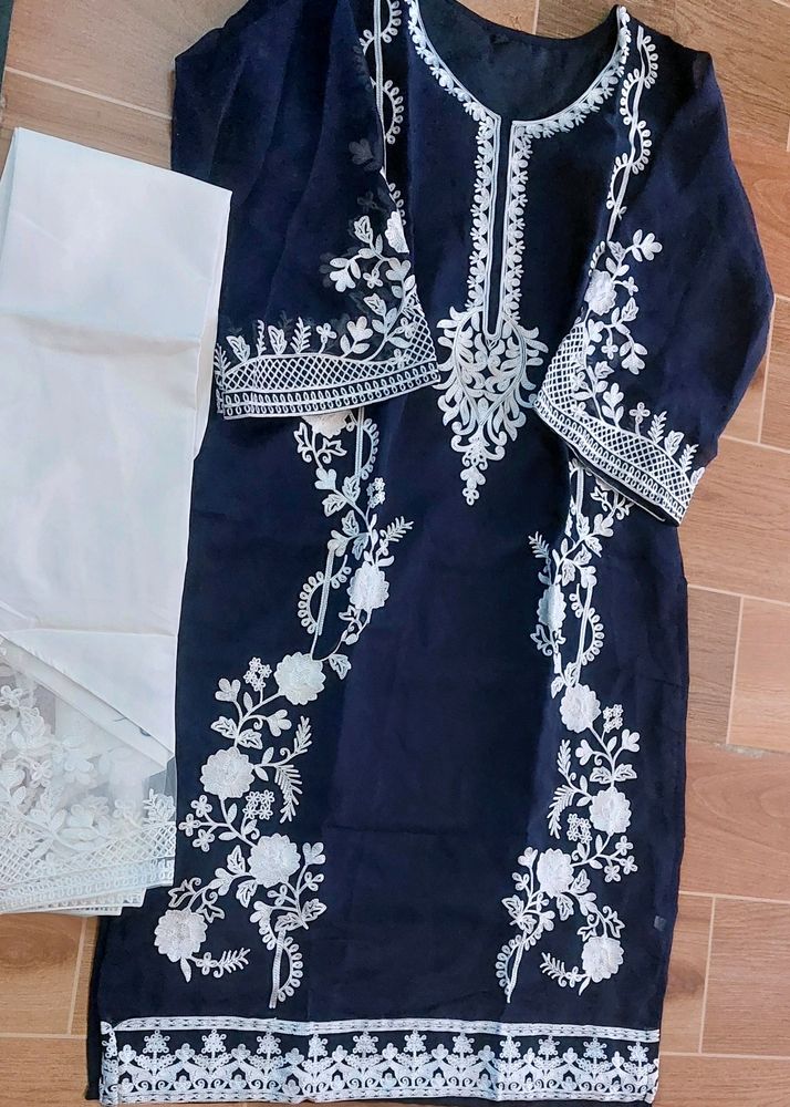 Atractive Kurti Pant
