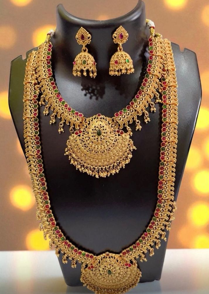 Elegant Gold-Plated Jewelry Set