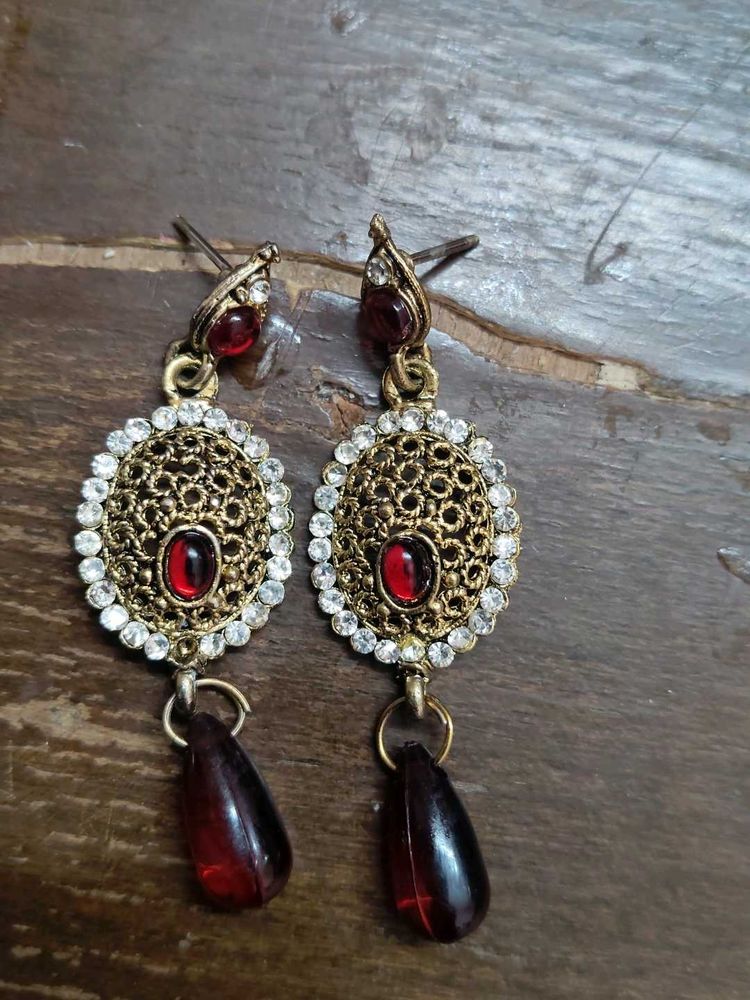 Beautiful Ethnic Earnings