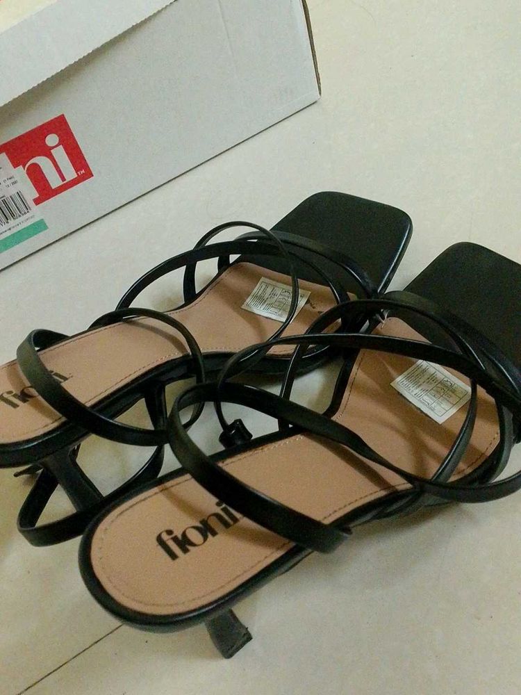 Fioni Black Strappy Heels