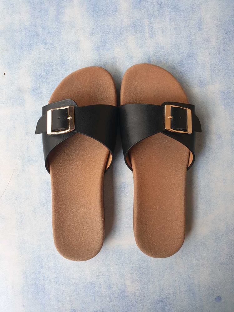 Buckle Detail Sandals