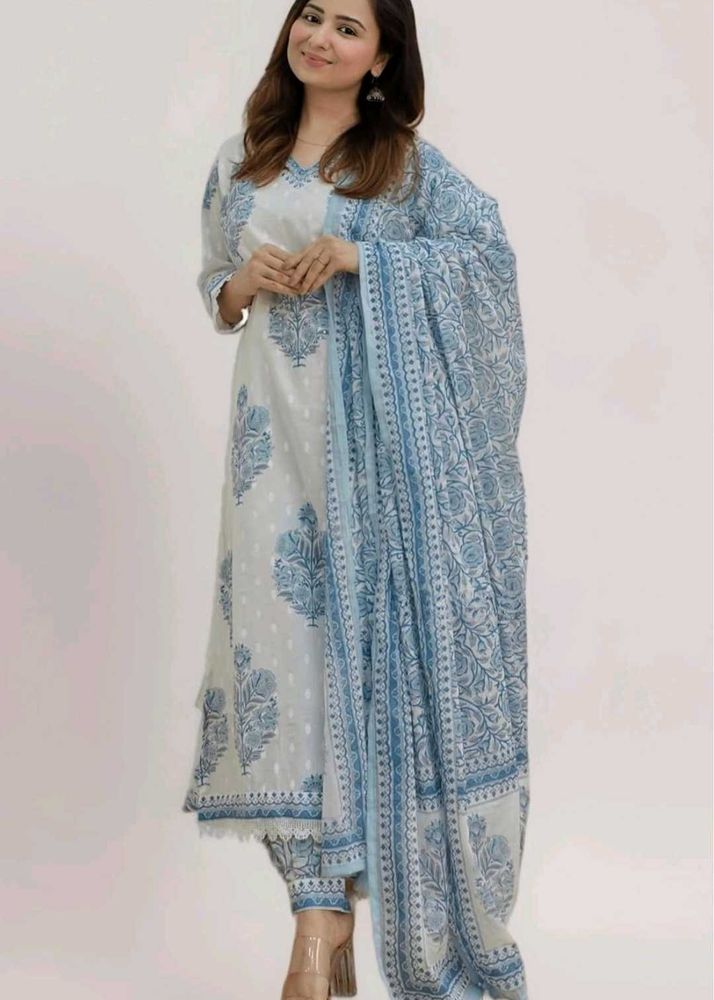 Elegant Blue Printed Kurta Set