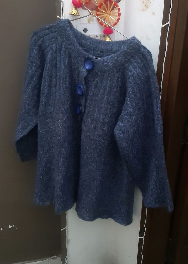 Like A New Top Wear Only One Time Use