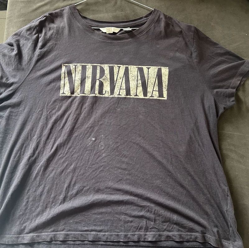 HM SIZE XL Nirvana Graphic T-Shirt