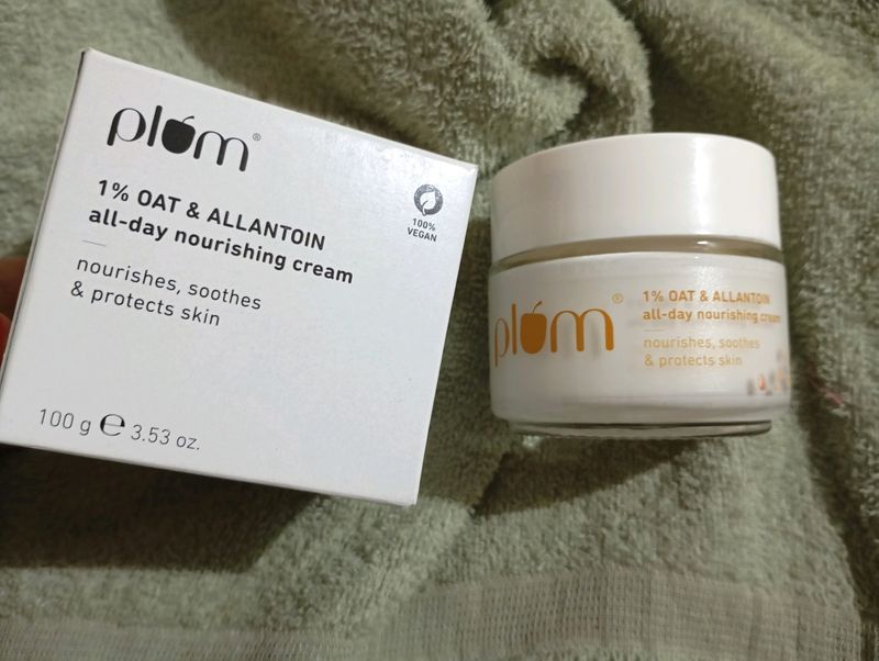 1% oat &amp; allantoin all-day nourishing cream