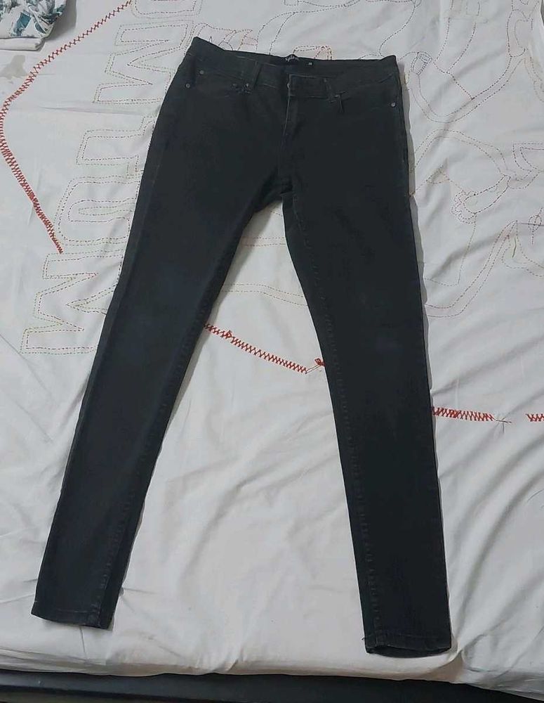 Black Skinny Jeans