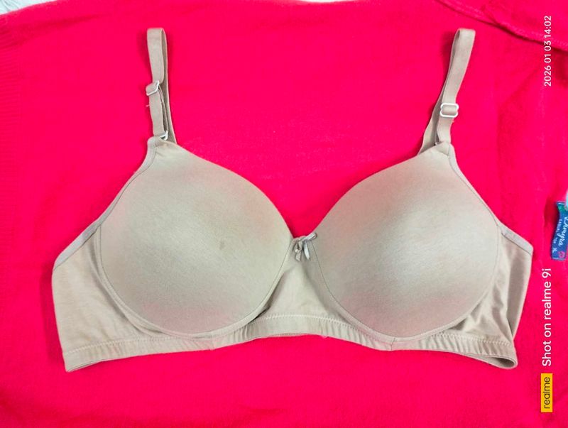 Nude colour plus size padded bra 42 B