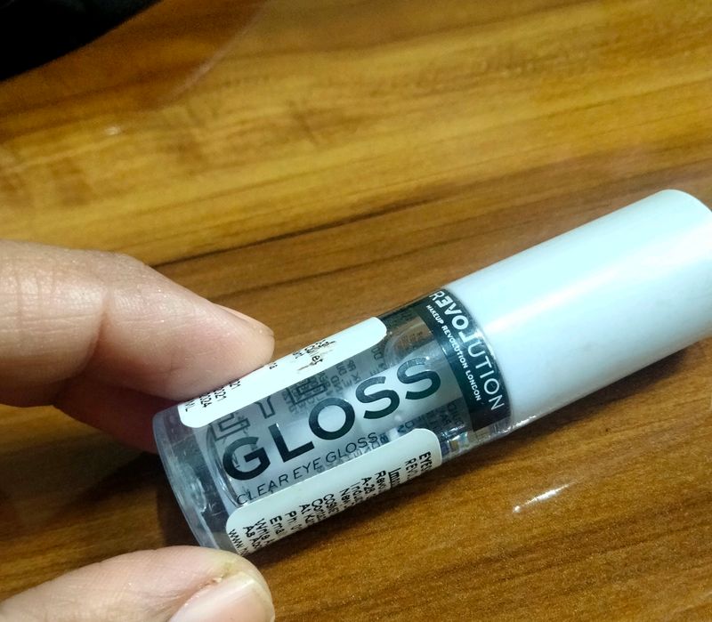 Makeup Revolution Eye Gloss