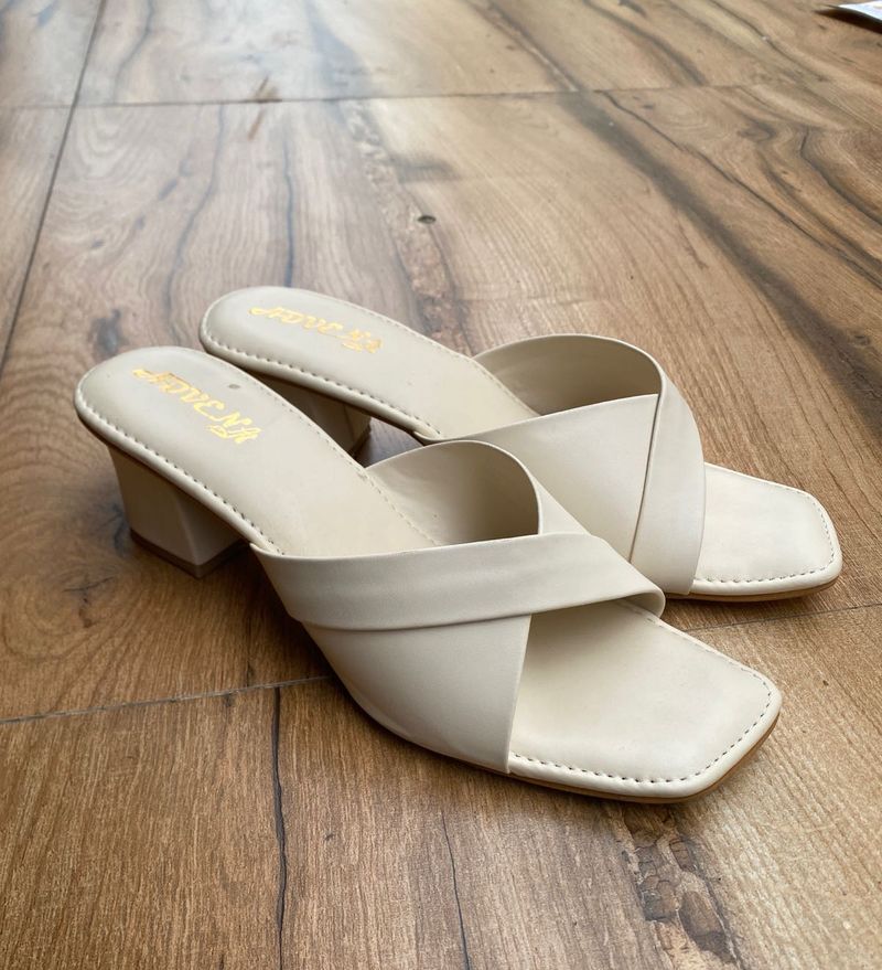 Elegant Nude Cross-Strap Block Heels
