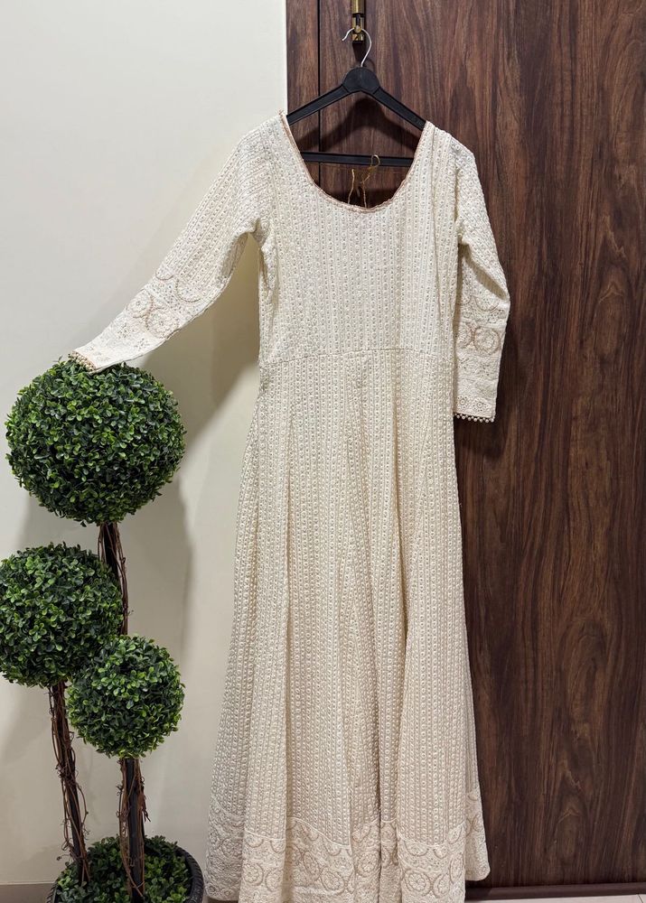 Elegant Embroidered Kurta Set