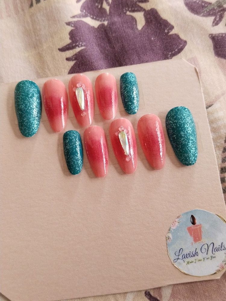 Teal Glitter &amp; Ombre Press-On Nails