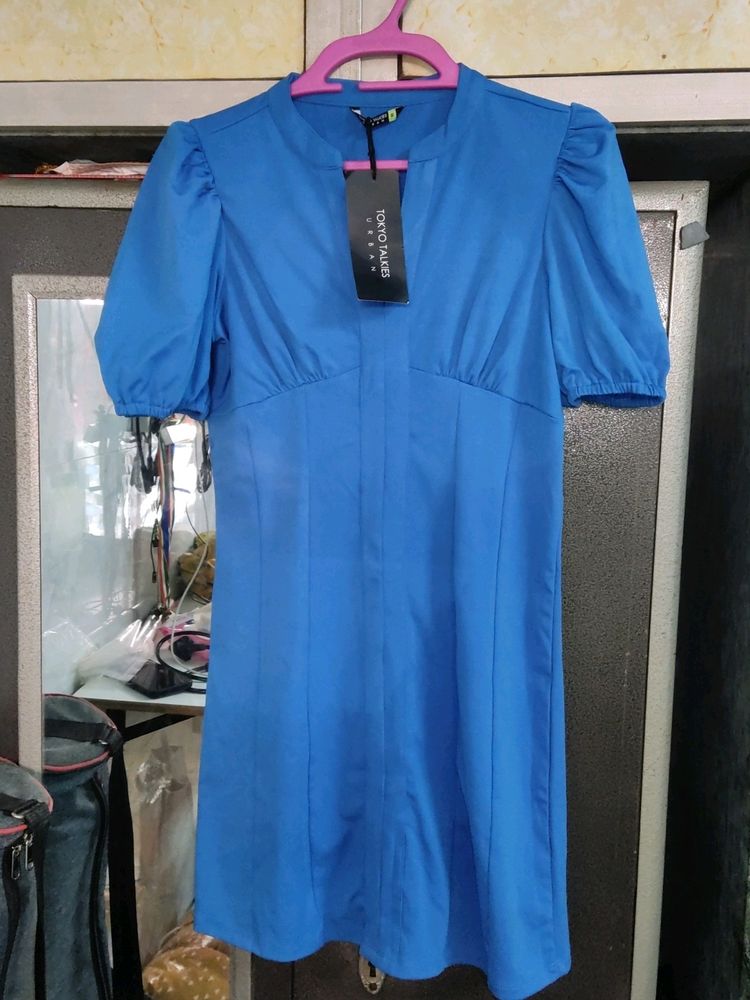 Women Stunning Blue Solid Dress