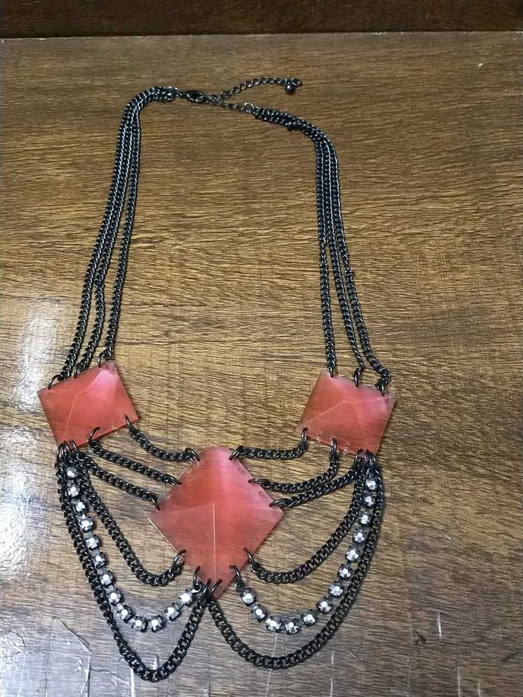 Necklace (Free Gift)