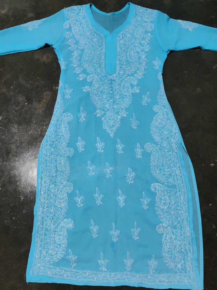 chickankari kurti with inner