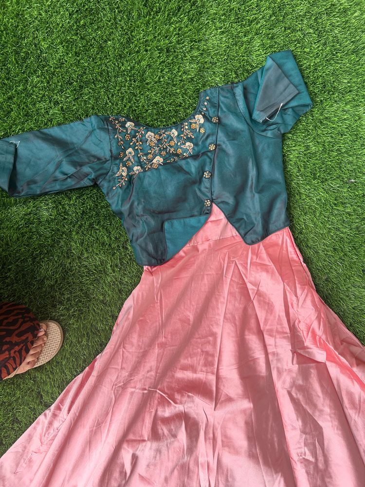 Ethnic Gown For Festive And Wedding