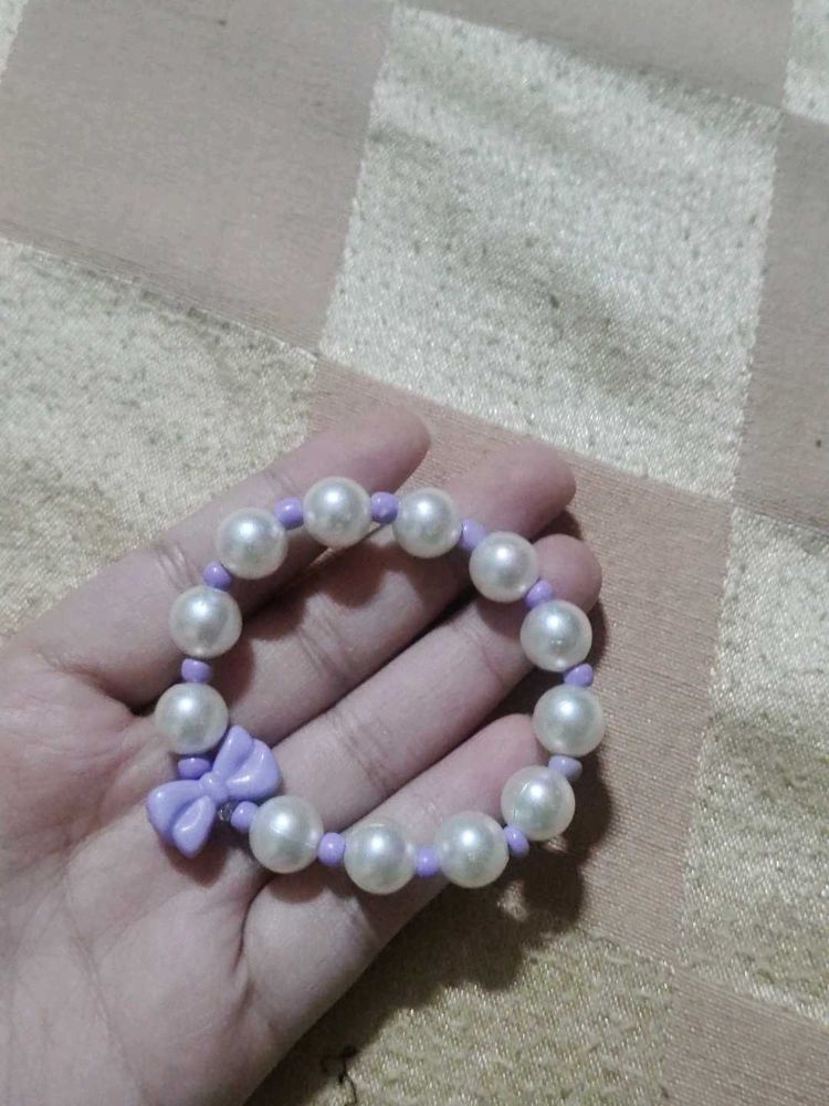 Pearl Bracelet with Bow