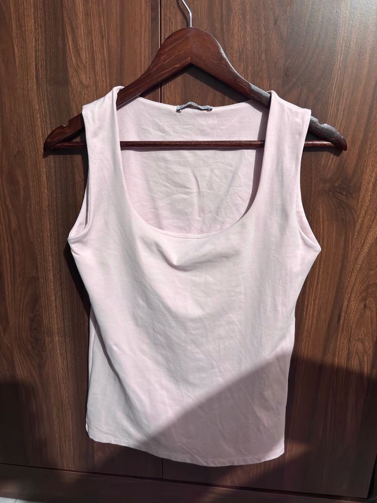 The Size Is Too Big For Me, I Love This Colour Tho