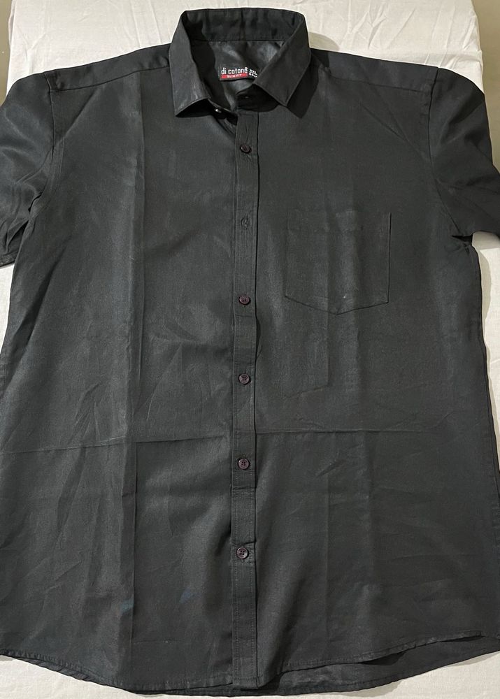 Black Shirt !
